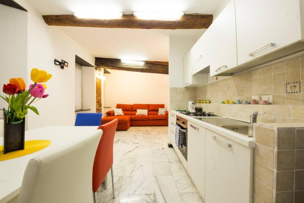 Appartamento La Citta Vecchia เจนัว ภายนอก รูปภาพ