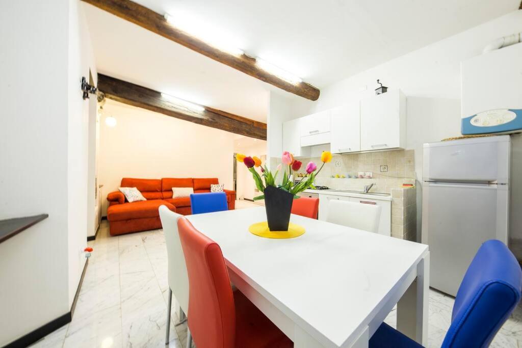 Appartamento La Citta Vecchia เจนัว ภายนอก รูปภาพ